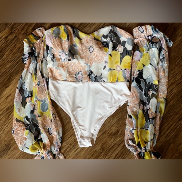 NWT Seven Wonders Floral Off Shoulder Body Suit - Picture 2 of 9
